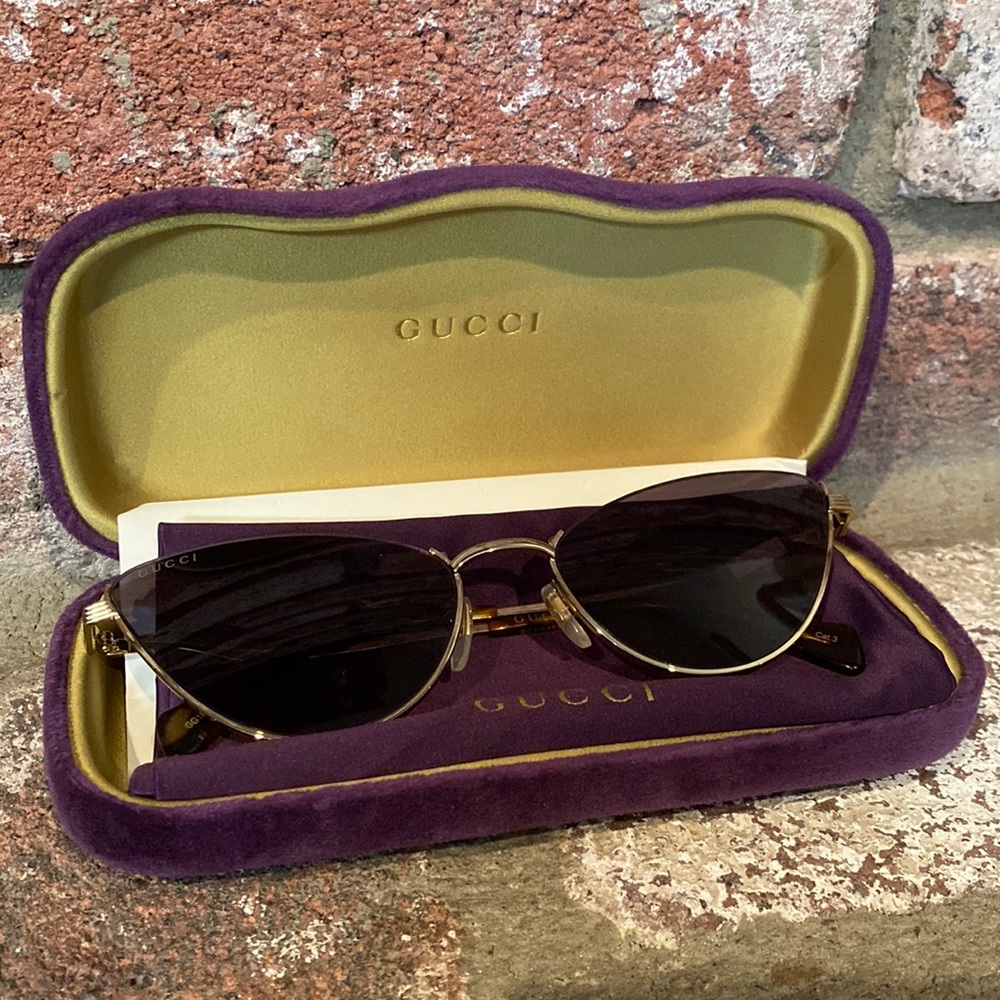 NIB LIMITED EDITION GUCCI Cat Eye Sunnies